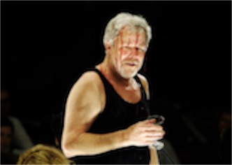 Sven Wolter i Black out